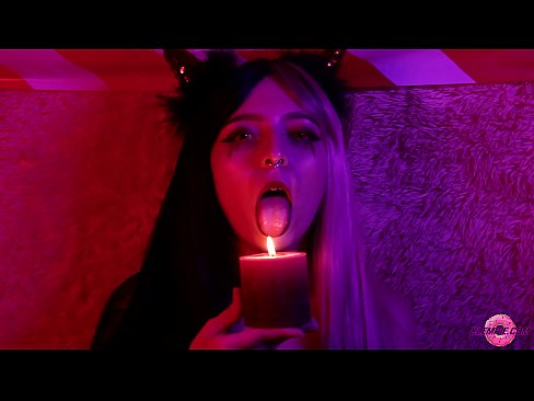❤️ מציצה נלהבת מ-Sexy Succubus עם הגשמה בפה סופר-סקס ב-iw.nicepornphotos.ru ❌️