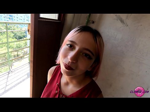 ❤️ סטודנט חושני מוצץ זר בעורף - גמור על פניו סופר-סקס ב-iw.nicepornphotos.ru ❌️